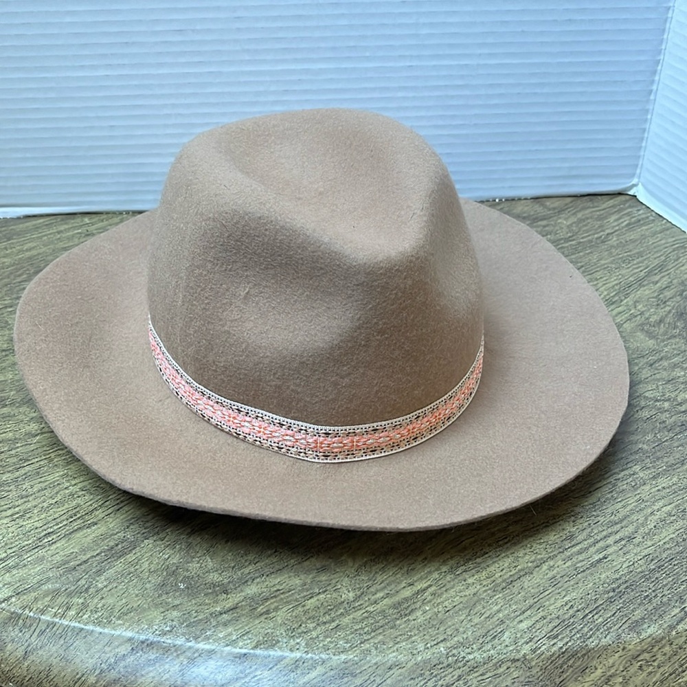 D&Y Wool Fedora Fall Hat Tan With Peach pink ribbon One size
